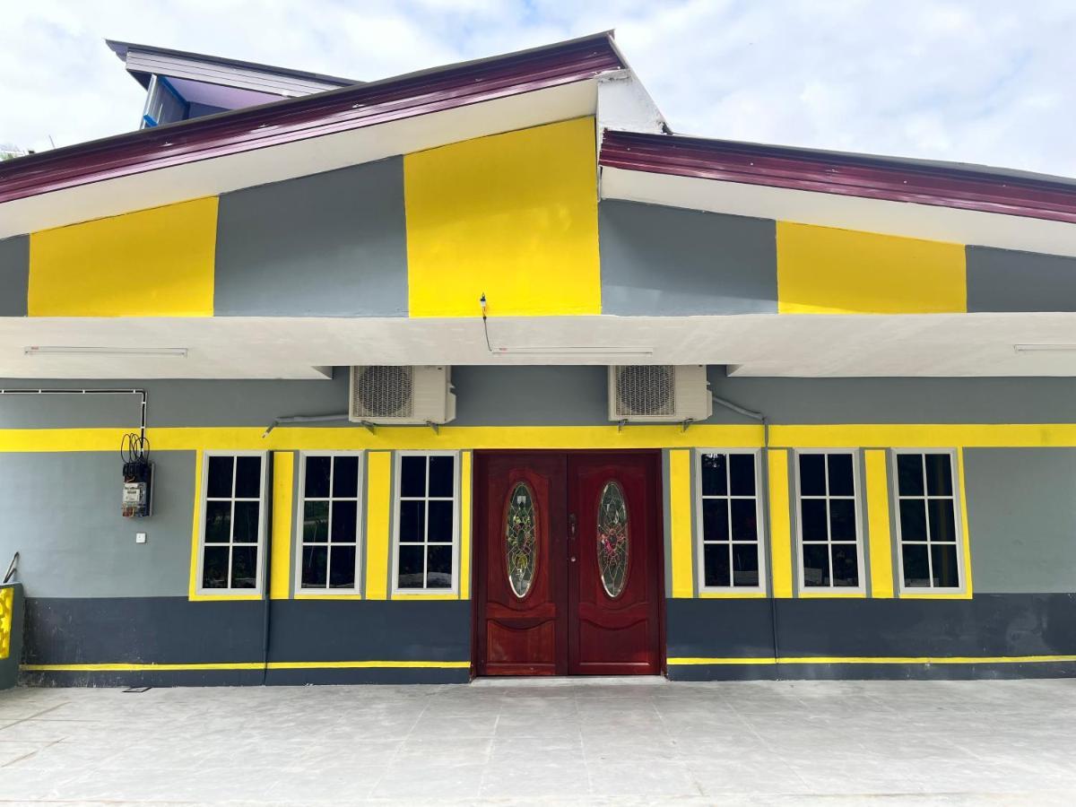 Homestay/Bilik Teluk Gading クアラ・ロンピン エクステリア 写真
